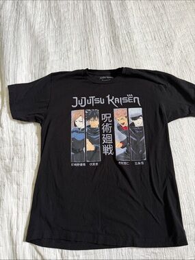 Jujutsu Kaisen Black Graphic Tee – Anime Character Panel Shirt